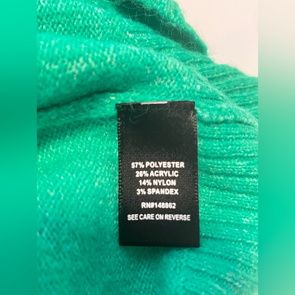 Torrid Plus Women’s Green Crew Neck Long Sleeves Sweater Size 2 - Picture 11 of 11